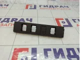Накладка консоли Toyota Camry (XV55) 5883133121