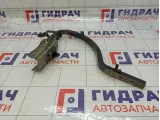 Петля багажника левая Toyota Camry (XV55) 6451033091