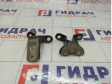 Петли двери передней правой Toyota Camry (XV55)