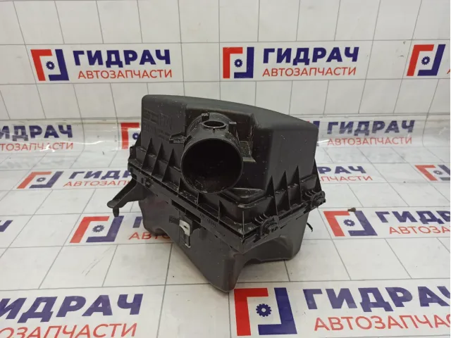 Корпус воздушного фильтра Toyota Camry (XV55) 1770036230