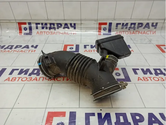 Патрубок воздушного фильтра Toyota Camry (XV55) 1788136100