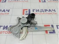 Стеклоподъемник электрический задний левый Toyota Camry 6980433070