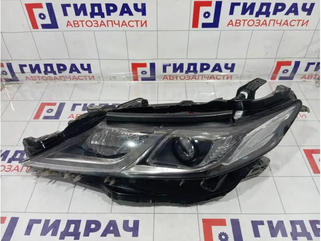 Фара левая Toyota Camry 8118533D30