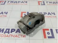 Суппорт тормозной передний правый Toyota Camry 4773033380