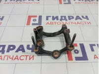 Кронштейн кондиционера Toyota Camry 1250236010