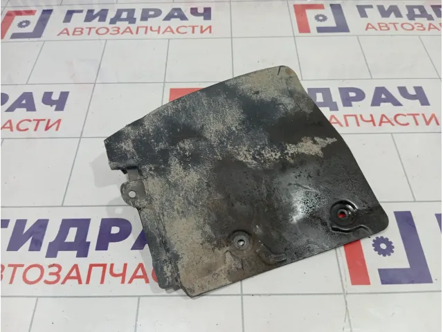 Пыльник двигателя правый Toyota Camry 5373633050