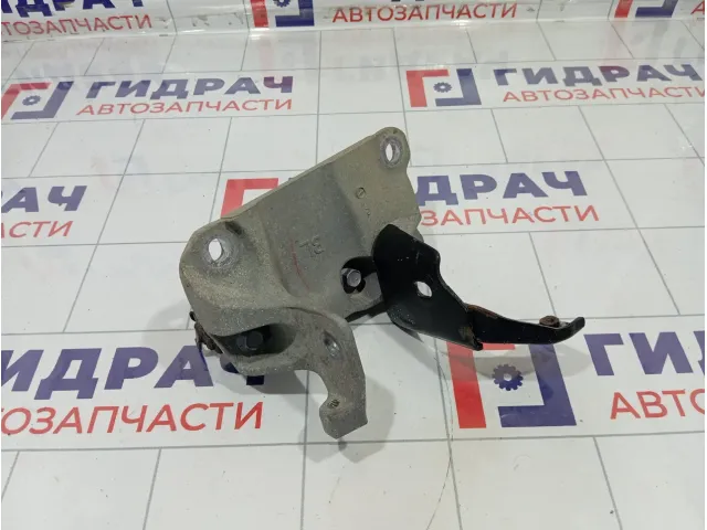 Кронштейн двигателя левый Toyota Camry 1230436080