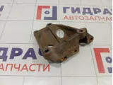 Кронштейн двигателя правый Toyota Camry 123150V031