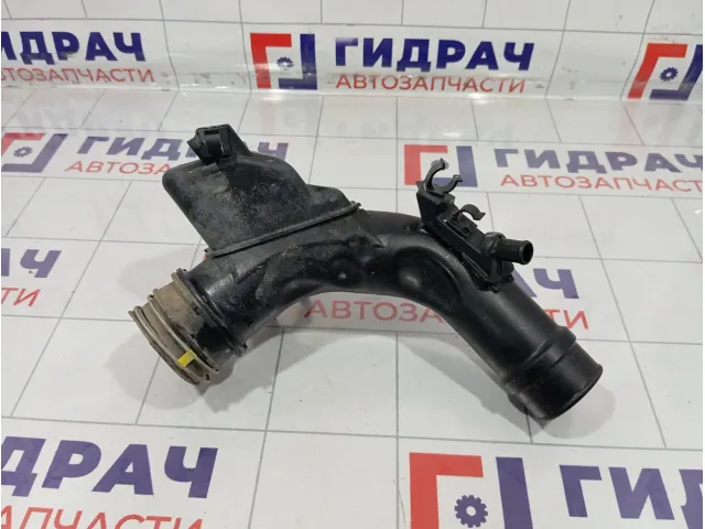 Патрубок воздушного фильтра Toyota Camry 1788236060