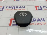 Подушка безопасности в рулевое колесо Toyota Camry 4513033590C0