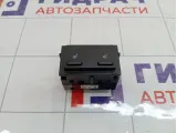 Кнопка обогрева сидений Toyota Camry 8475233160
