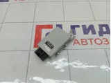 Блок управления топливным насосом Toyota Camry 8957033080