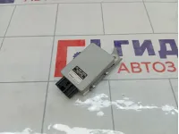 Блок управления топливным насосом Toyota Camry 8957033080