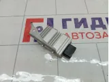 Блок управления топливным насосом Toyota Camry 8957033080