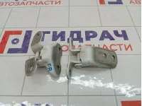 Петли двери передней правой Toyota Camry