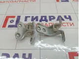 Петли двери передней правой Toyota Camry