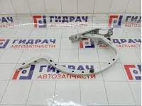 Петля багажника левая Toyota Camry 6452033071