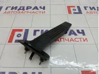 Педаль газа Toyota Camry 7810133060