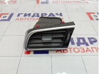 Дефлектор воздушный левый Toyota Camry 5565033440