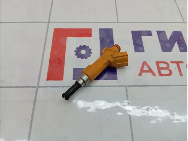 Форсунка инжекторная электрическая Toyota Camry 2320909280