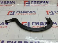 Накладка петли багажника правая Toyota Camry 6457133070