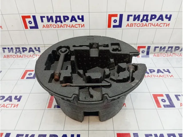 Ящик для инструментов Toyota Camry 6477933250