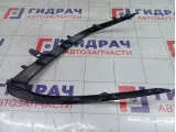 Накладка бампера передняя левая Toyota Camry (XV70) 5271306240