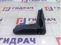 Брызговик передний правый Toyota Camry (XV70) 76621YY220