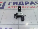 Клапан вакуумный Toyota Camry (XV70) 9091012059