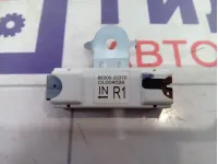 Антенна Toyota Camry (XV70) 8630033370