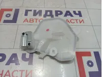 Заглушка двери передней левой Toyota Camry (XV70) 8796433020