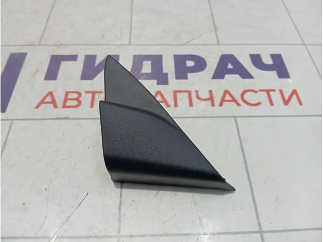 Накладка двери внутренняя передняя правая Toyota Camry (XV70) 6749106220