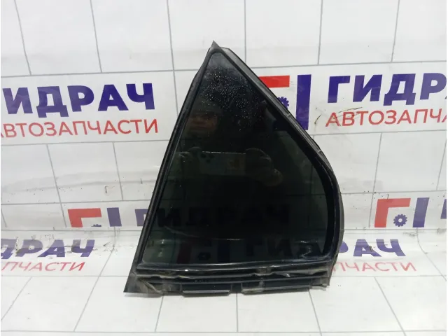 Стекло кузовное глухое (форточка) левое Toyota Camry (XV70) 6812406270