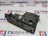 Накладка торпедо нижняя левая Toyota Camry (XV70) 5560606170