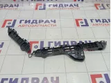 Кронштейн бампера задний правый Toyota Camry (XV70) 5257533130