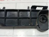 Кронштейн бампера задний правый Toyota Camry (XV70) 5257533130