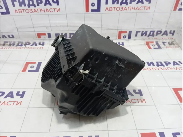 Корпус воздушного фильтра Toyota Camry (XV70) 1770025151