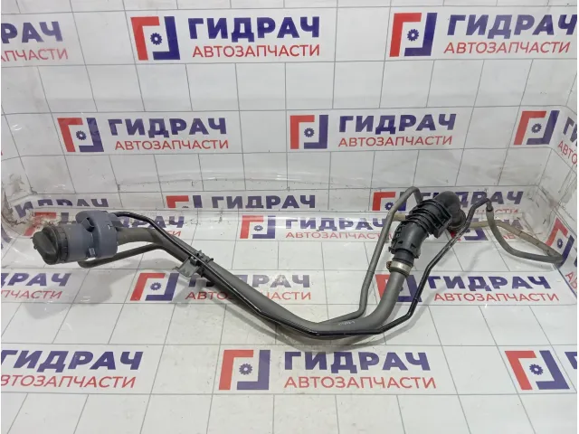 Горловина топливного бака Toyota Camry (XV70) 7720133440