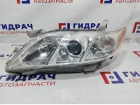 Фара левая Toyota Camry (XV40) 81185-33631. Дефект.