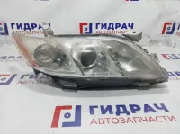 Фара правая Toyota Camry (XV40) 81145-33631. Дефект.Вскрывлась.