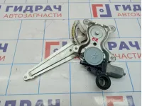 Стеклоподъемник электр. задний правый Toyota Camry (XV40) 69803-33050.