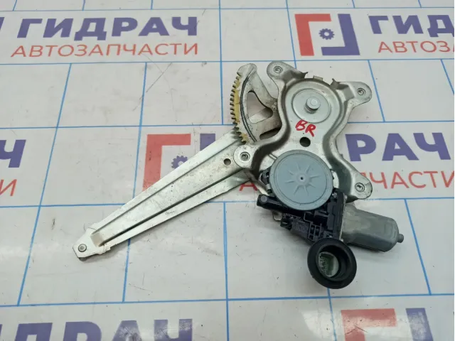 Стеклоподъемник электр. задний правый Toyota Camry (XV40) 69803-33050.
