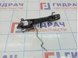 Ручка двери наружная правая Toyota Camry (XV40) 69211-28070-C1. Передняя. Царапины, сломано крепление.