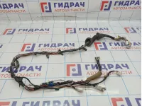 Проводка двери передней левой Toyota Camry (XV40) 82152-33A80. Дефект.