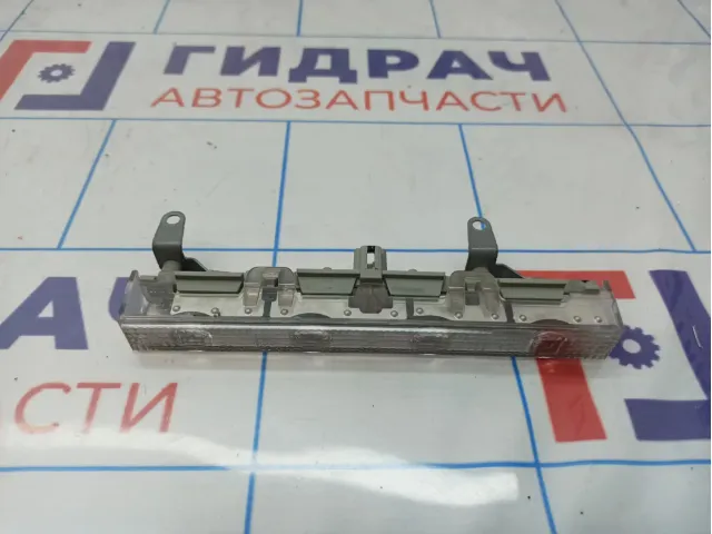Фонарь задний (стоп сигнал) Toyota Camry (XV40) 81006-33010.