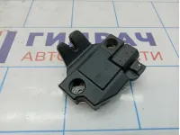 Замок багажника Toyota Camry (XV40) 64600-33130. Дефект.