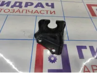 Кронштейн крепления троса КПП Toyota Camry (XV40) 33823-33050.