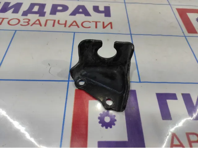 Кронштейн крепления троса КПП Toyota Camry (XV40) 33823-33050.