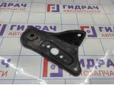 Кронштейн передней балки Toyota Camry (XV40) 51036-33030. Передний левый.