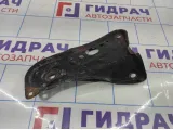 Кронштейн передней балки Toyota Camry (XV40) 51036-33030. Передний левый.